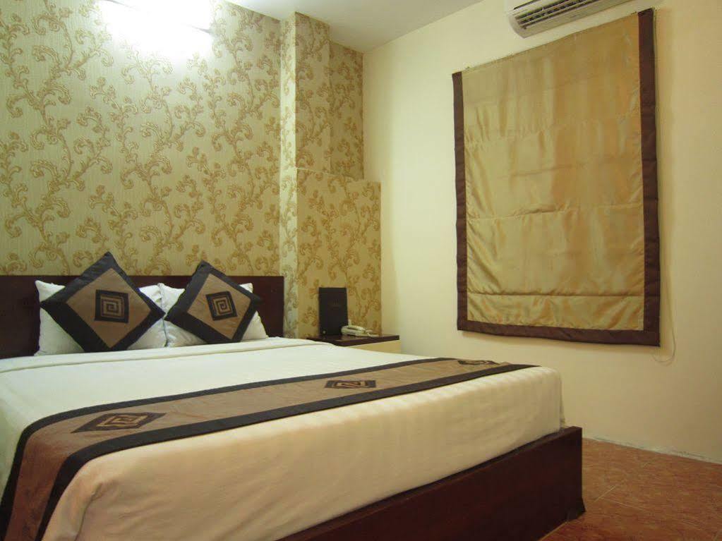 Reddoorz @ Pham Ngu Lao Street 3 Hotel Ho Chi Minh City Bagian luar foto