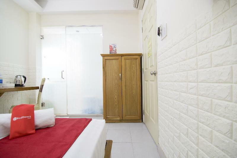 Reddoorz @ Pham Ngu Lao Street 3 Hotel Ho Chi Minh City Bagian luar foto