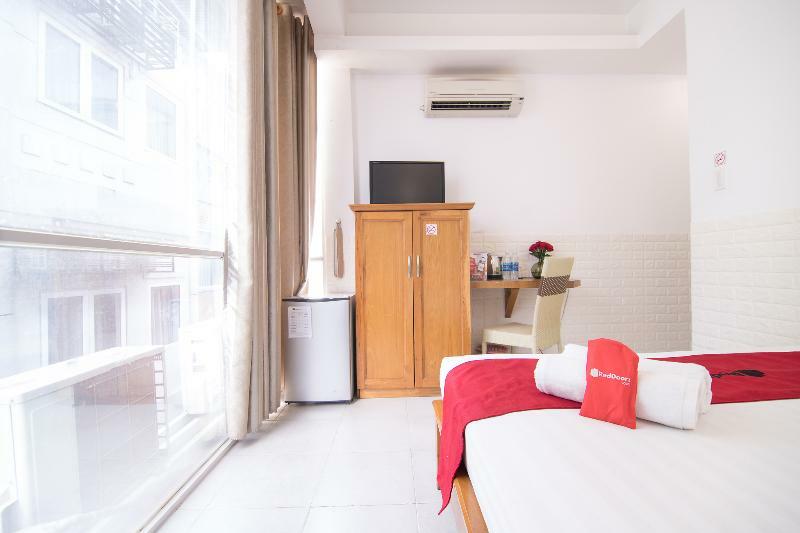 Reddoorz @ Pham Ngu Lao Street 3 Hotel Ho Chi Minh City Bagian luar foto
