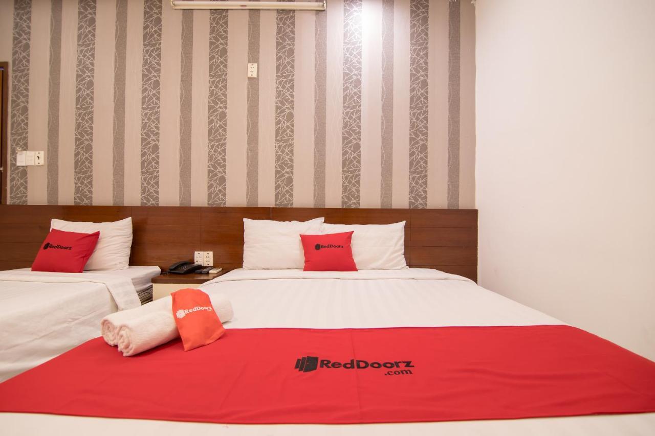 Reddoorz @ Pham Ngu Lao Street 3 Hotel Ho Chi Minh City Bagian luar foto