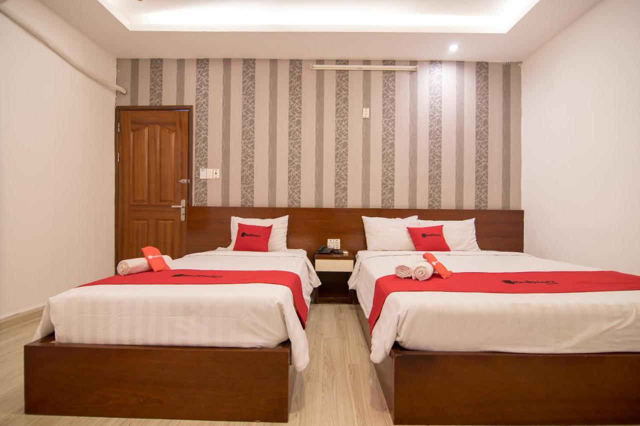 Reddoorz @ Pham Ngu Lao Street 3 Hotel Ho Chi Minh City Bagian luar foto