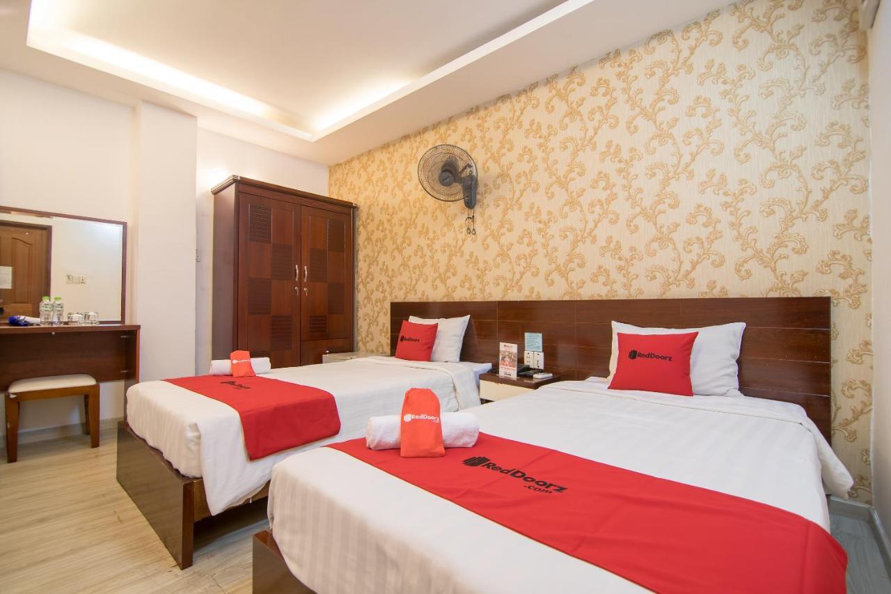 Reddoorz @ Pham Ngu Lao Street 3 Hotel Ho Chi Minh City Bagian luar foto