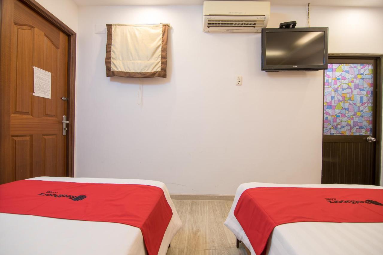 Reddoorz @ Pham Ngu Lao Street 3 Hotel Ho Chi Minh City Bagian luar foto